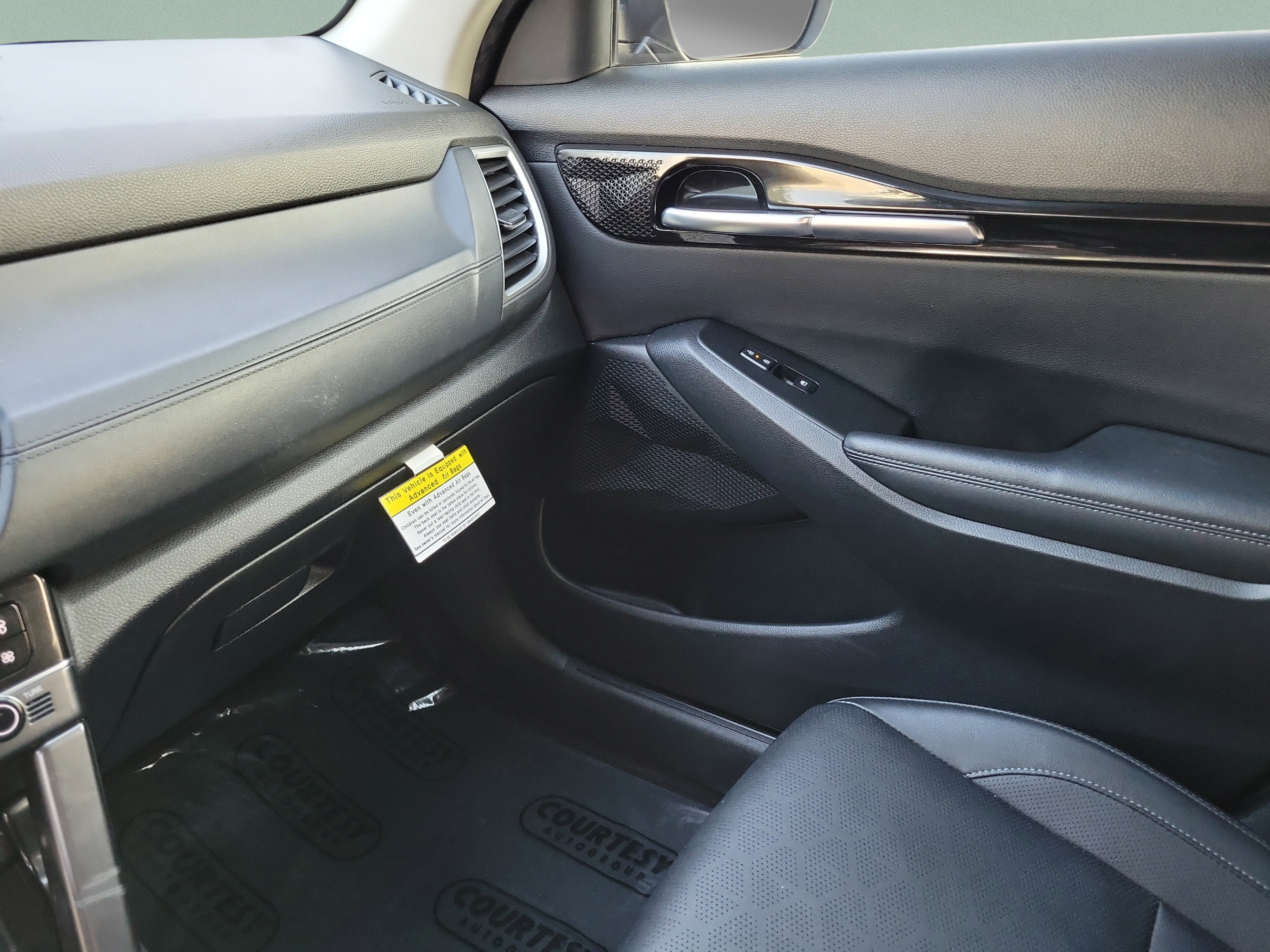 Certified 2024 Kia Seltos EX FWD image 22