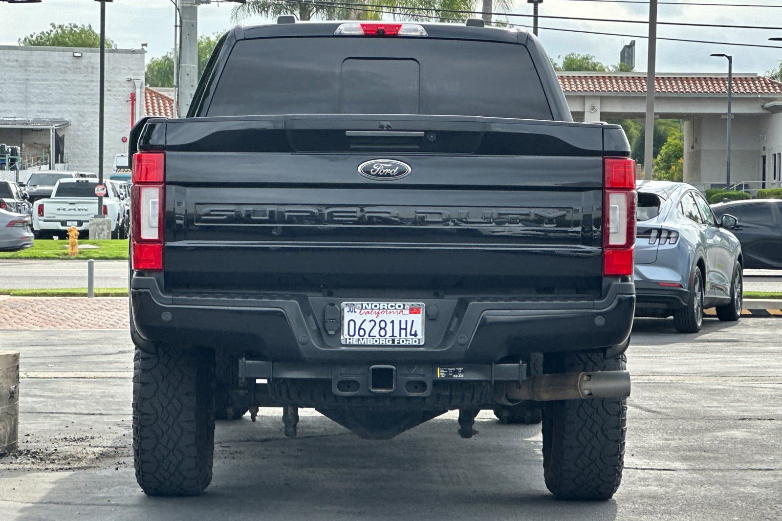 Used 2022 Ford F250 Lariat w/ Tremor Off-Road Package image 5