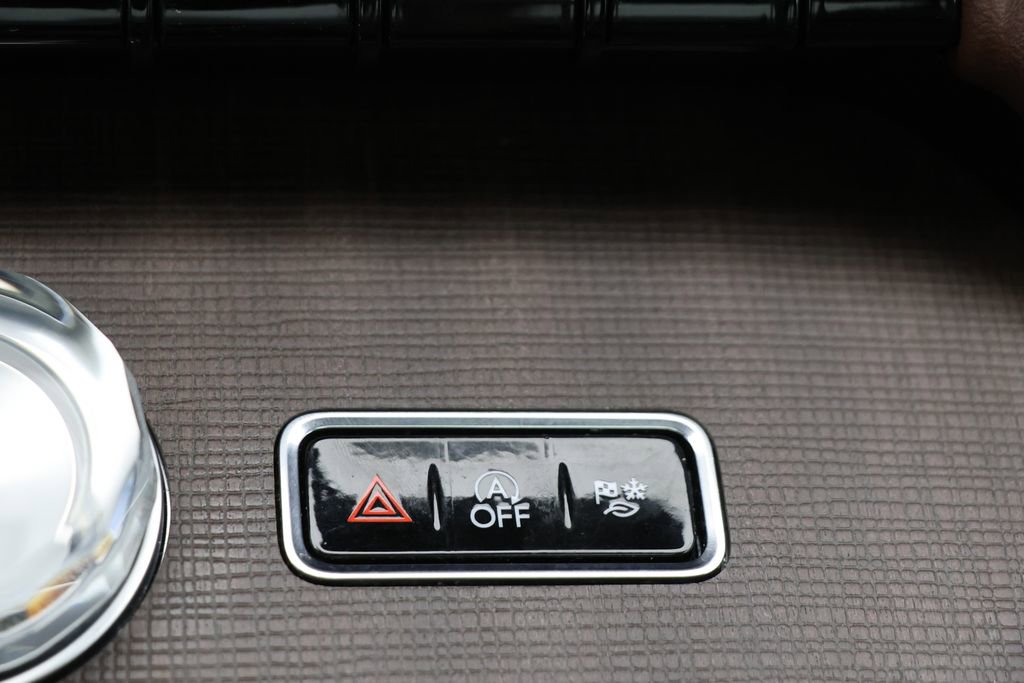 Used 2025 Lincoln Navigator Reserve AWD/4WD image 25