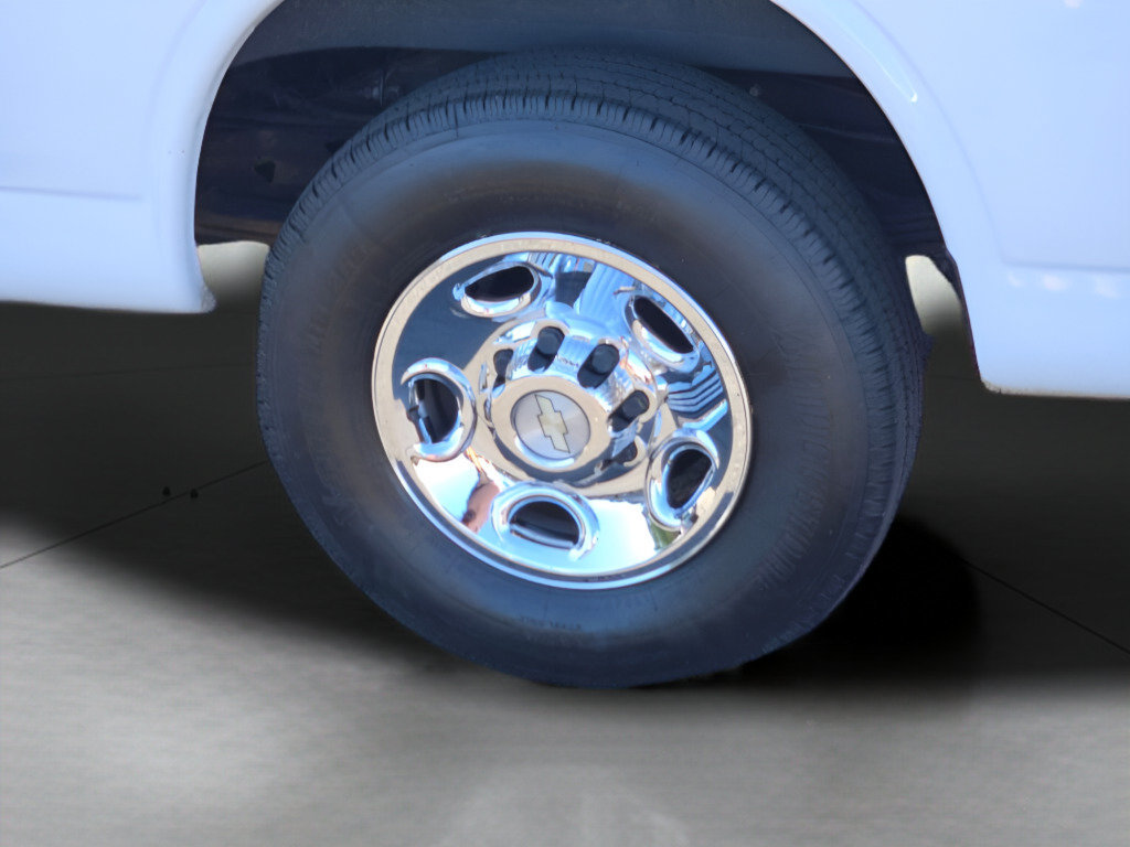 Used 2021 Chevrolet Express 2500 w/ Safety Package RWD image 14