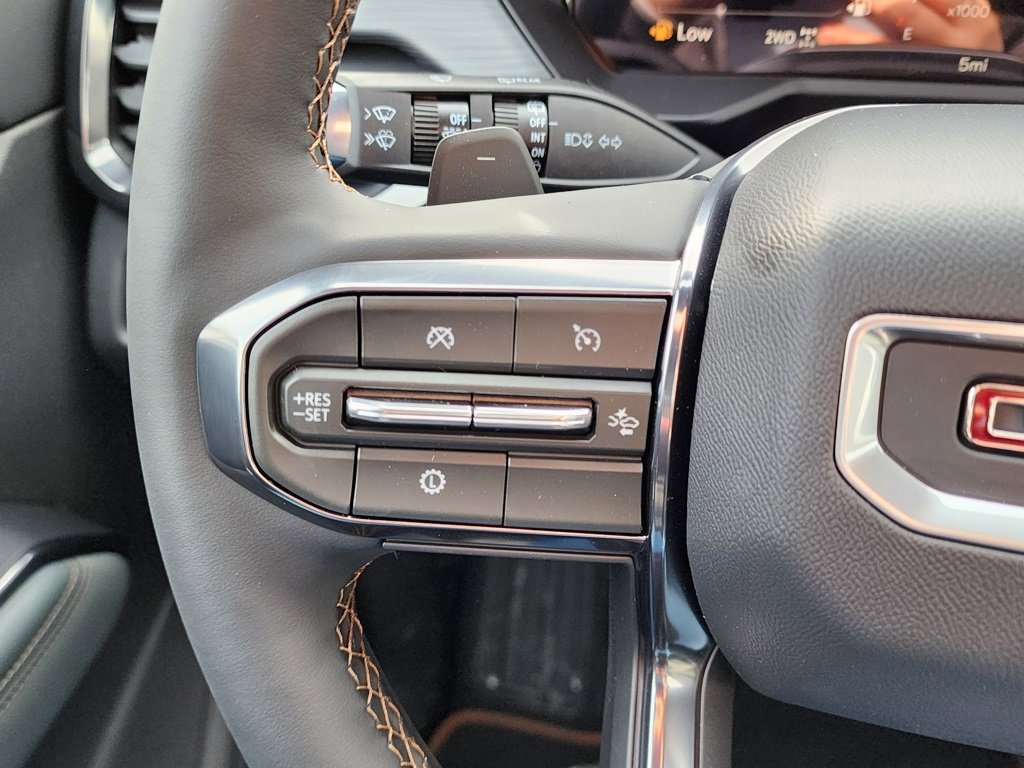 New 2026 GMC Acadia AT4 image 21