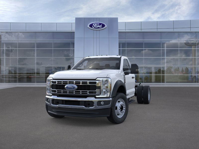 New 2026 Ford F550 4x4 Regular Cab Super Duty w/ XL Chrome Package image 2