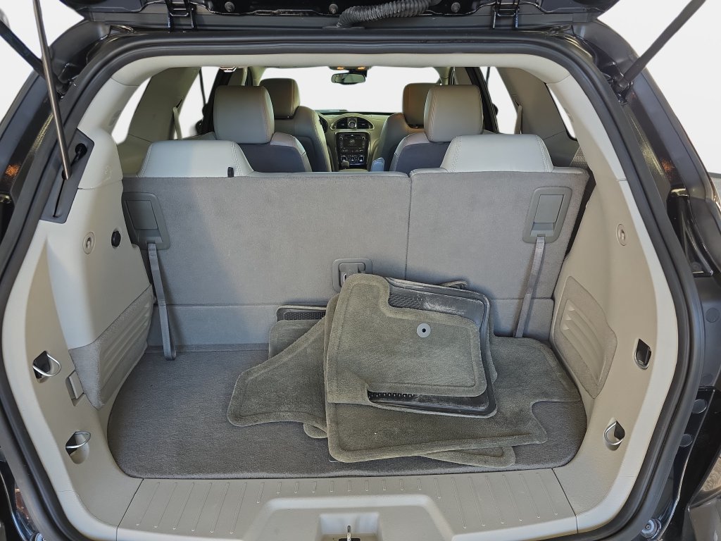 Used 2017 Buick Enclave Leather FWD image 12