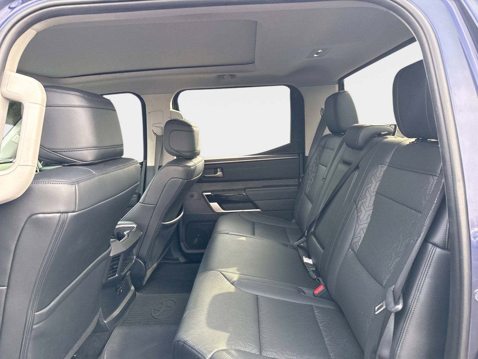 Used 2023 Toyota Tundra Limited image 13