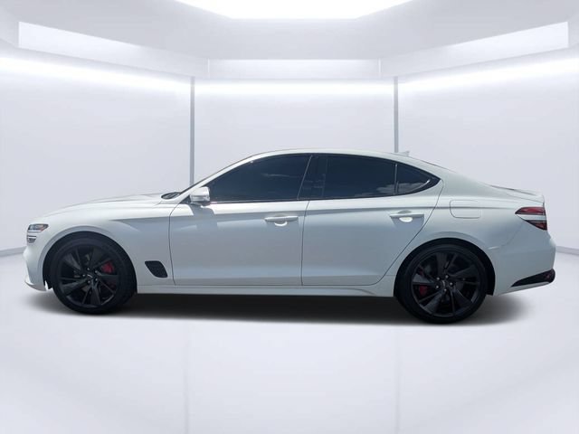 Used 2023 Genesis G70 2.0T w/ Sport Prestige Package RWD image 6