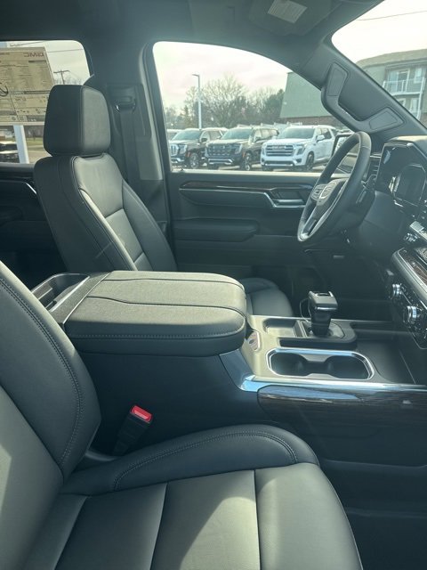 New 2026 GMC Sierra 1500 Elevation w/ Elevation Premium Package image 4