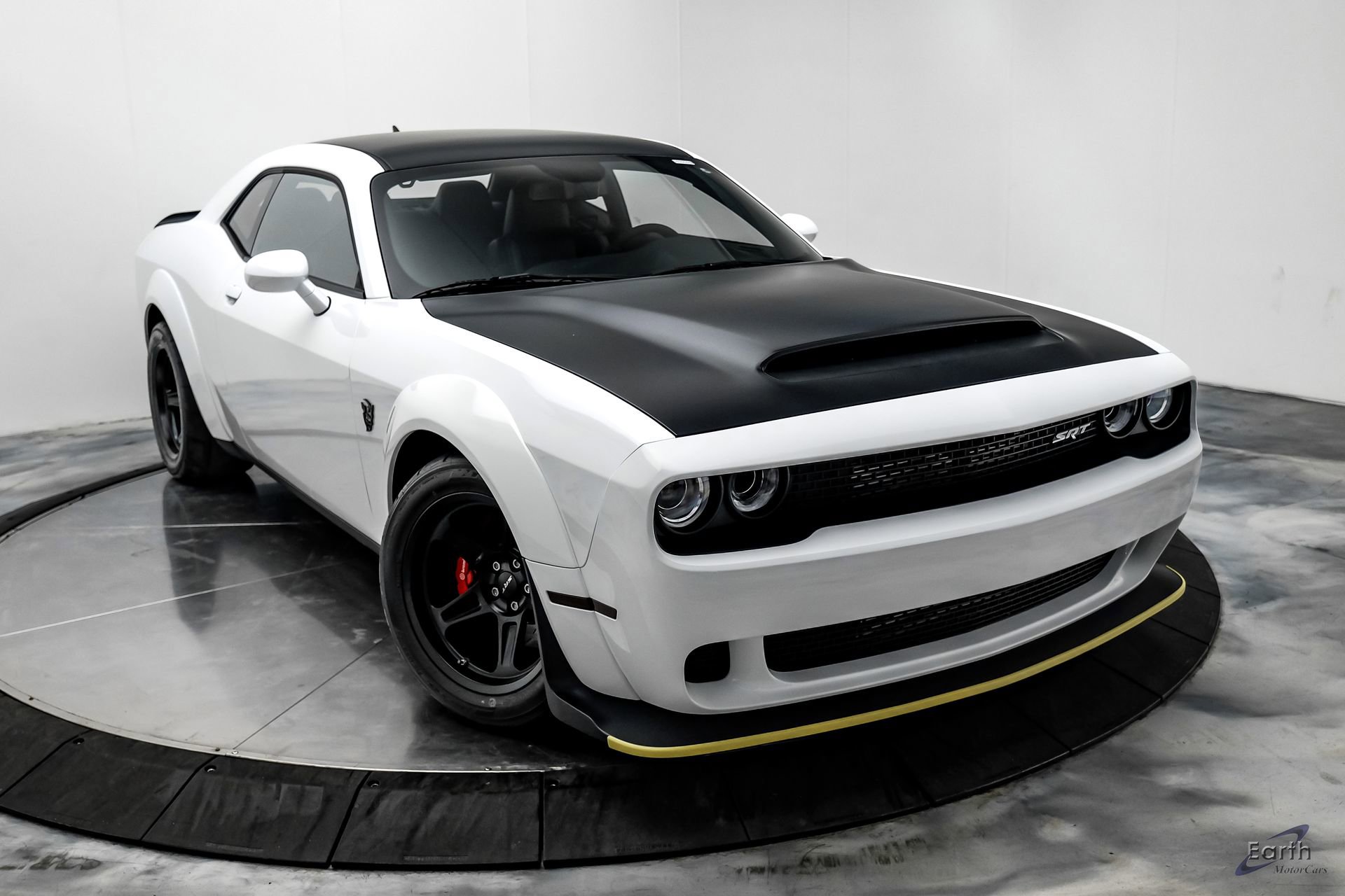 Used 2018 Dodge Challenger SRT Demon RWD image 27