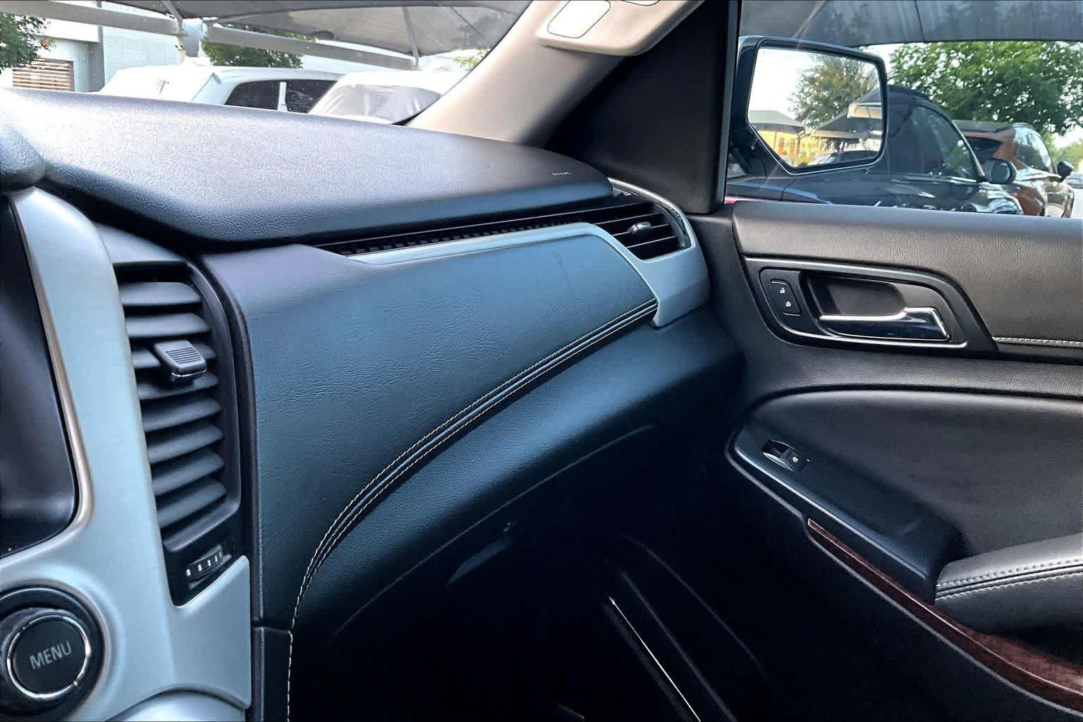 Used 2019 GMC Yukon SLT w/ Open Road Package AWD/4WD image 27