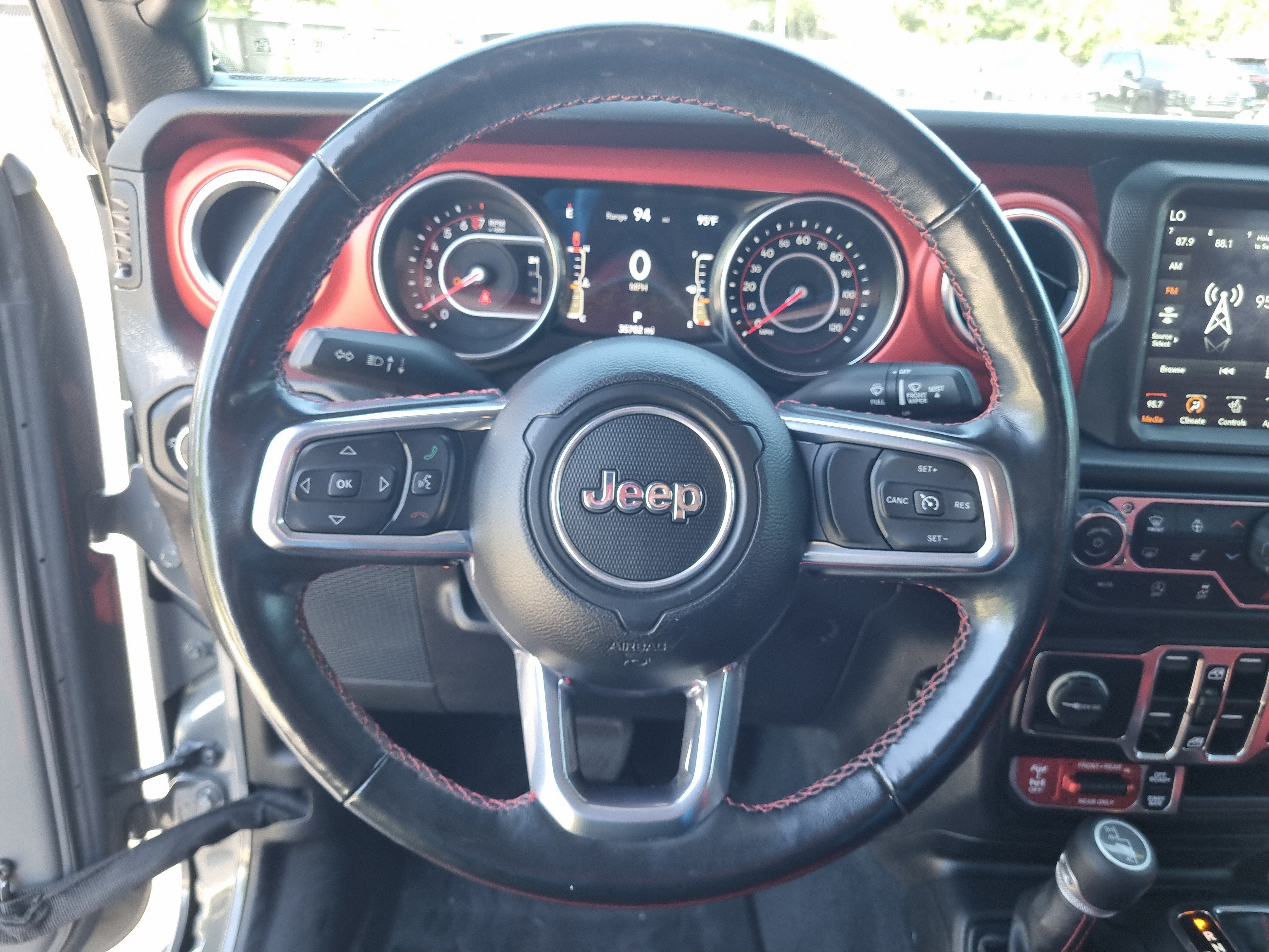Used 2022 Jeep Gladiator Rubicon w/ Cold Weather Group AWD/4WD image 23