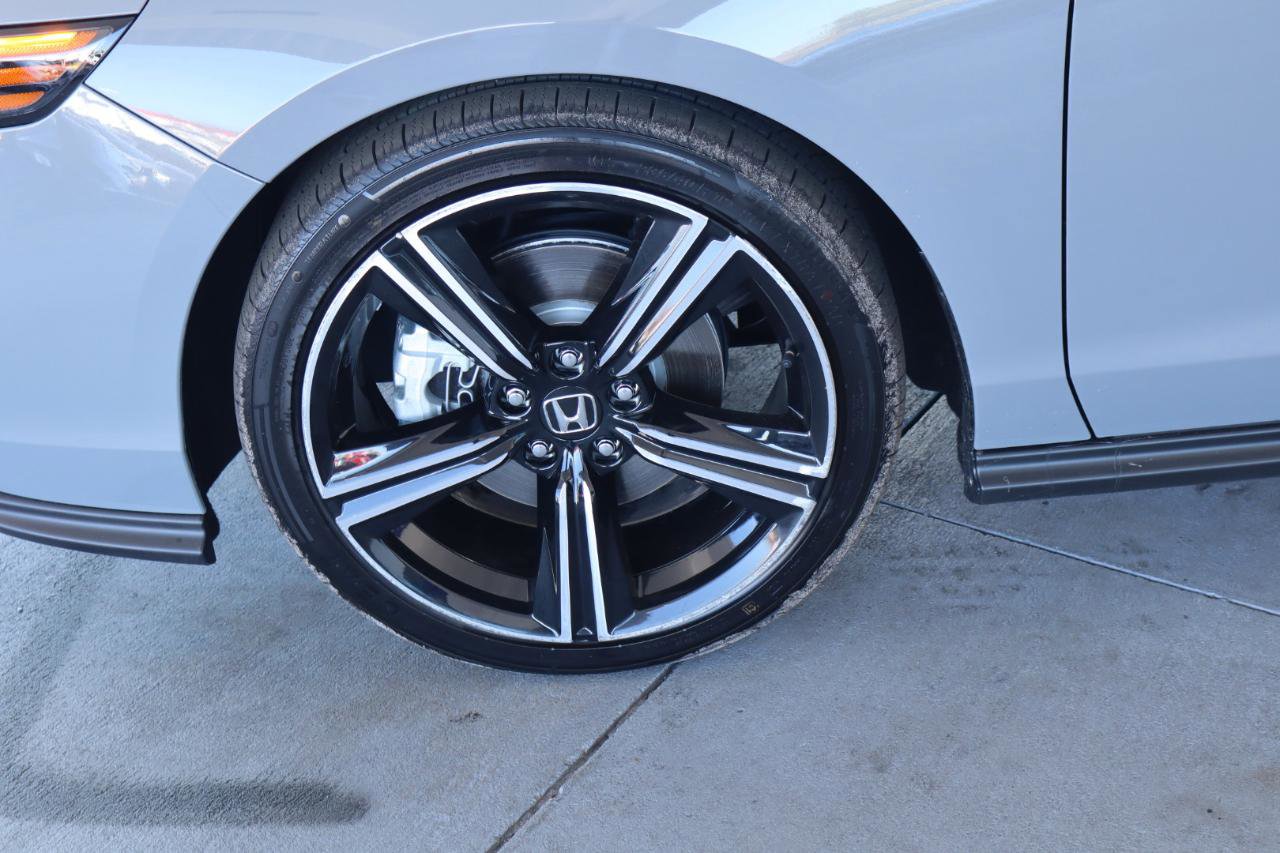 Used 2025 Honda Accord Sport image 44