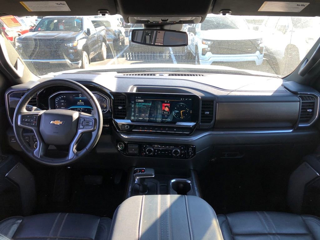Used 2023 Chevrolet Silverado 1500 High Country image 10