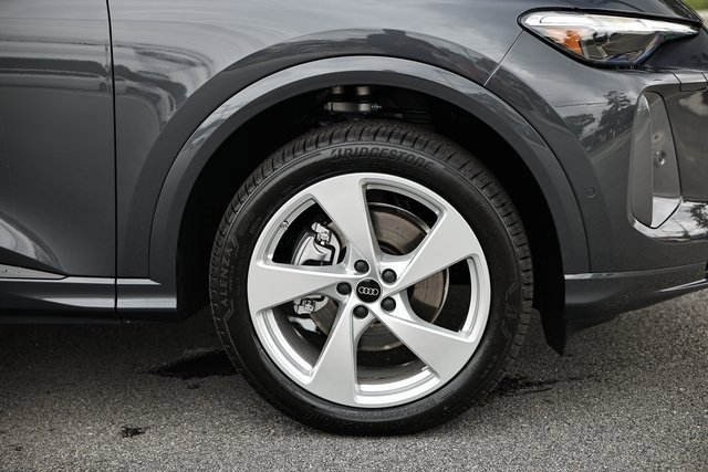 New 2025 Audi Q5 Premium Plus image 4