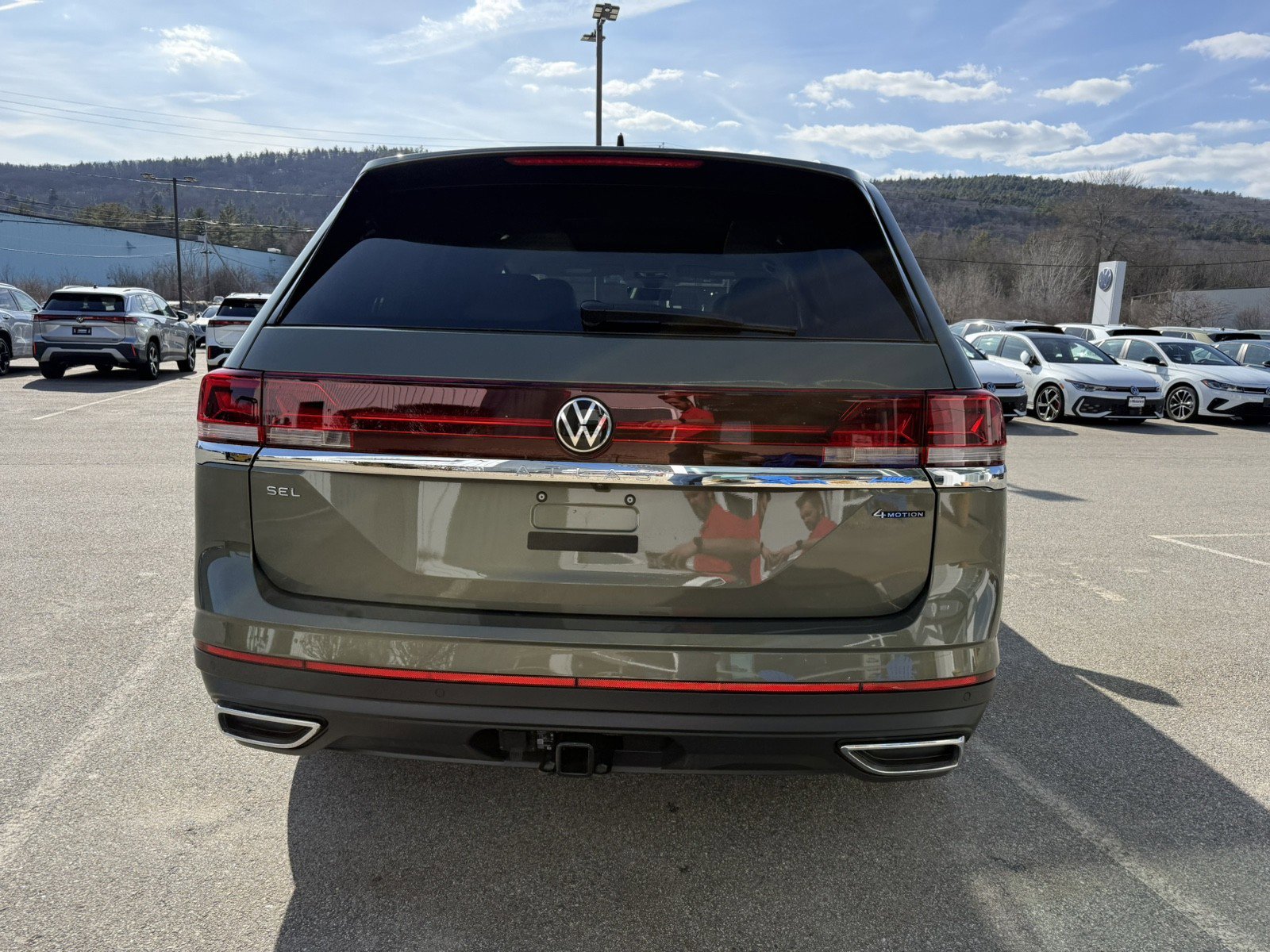 New 2026 Volkswagen Atlas SEL image 6