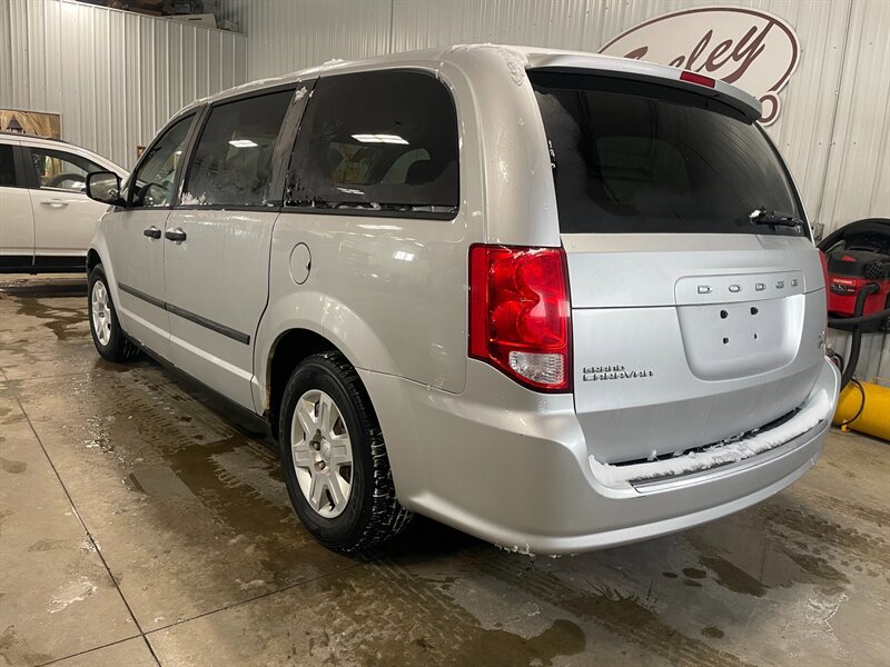 Used 2011 Dodge Grand Caravan FWD image 7