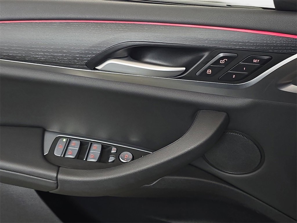Used 2023 BMW X4 xDrive30i w/ M Sport Package image 30