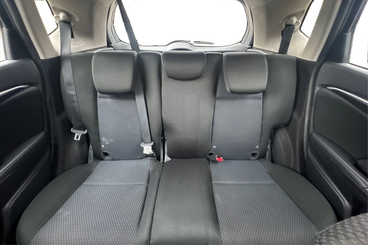 Used 2019 Honda Fit LX image 13