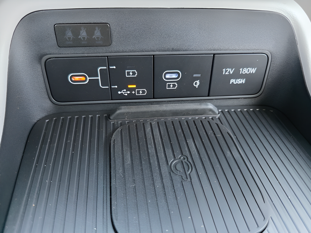 New 2026 Hyundai Kona SEL Sport AWD/4WD image 21