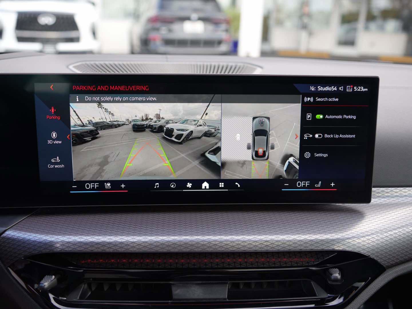 Certified 2025 BMW i4 xDrive40i image 8