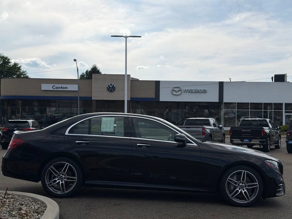Used 2019 Mercedes-Benz E 300 4MATIC image 6