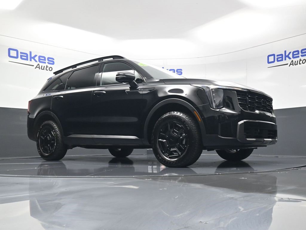 Certified 2025 Kia Sorento SX Prestige w/ Sage Leather Package image 45