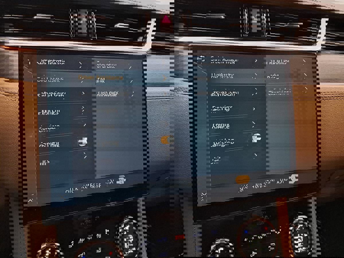 Used 2021 Jaguar F-PACE S image 28