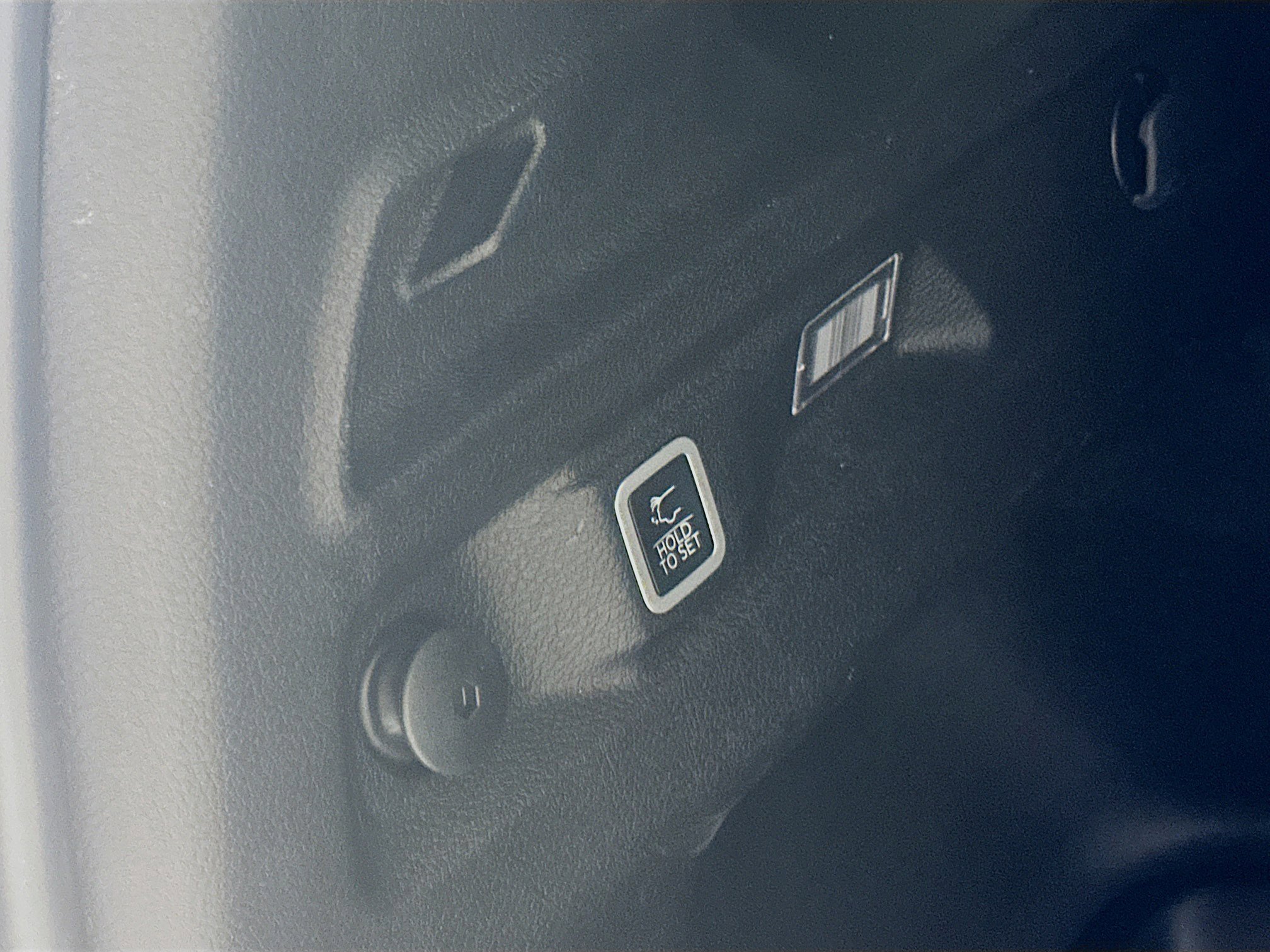 Used 2024 Jeep Grand Cherokee L Limited w/ Luxury Tech Group II image 30