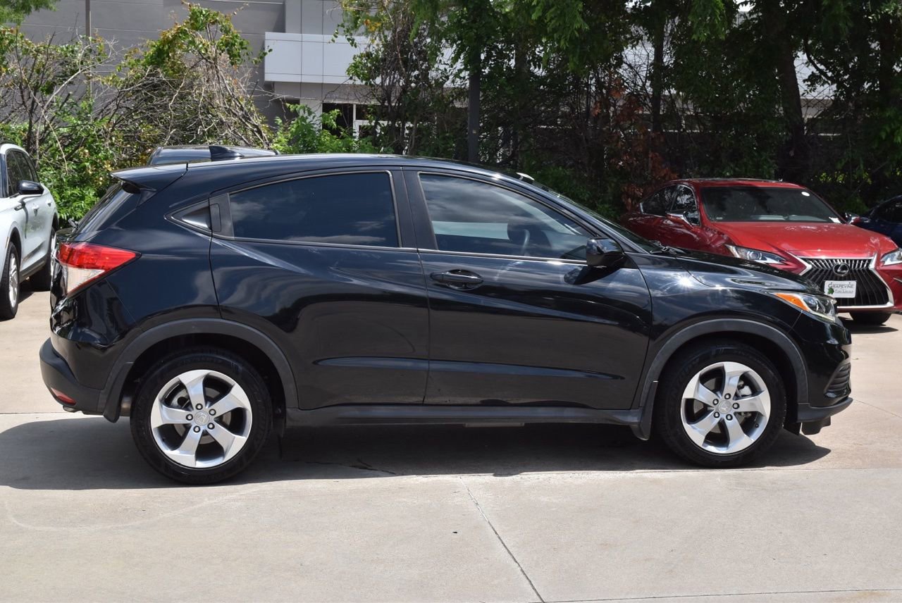Used 2022 Honda HR-V LX image 6