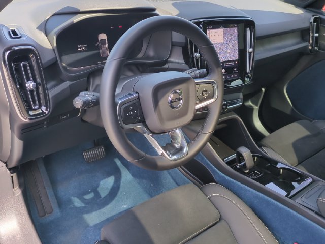 Used 2023 Volvo C40 P8 Recharge Ultimate AWD/4WD image 12
