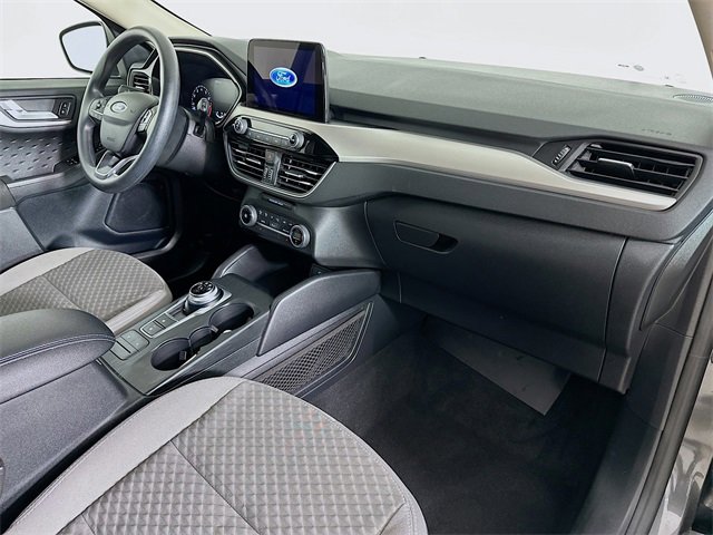 Used 2020 Ford Escape SE image 28