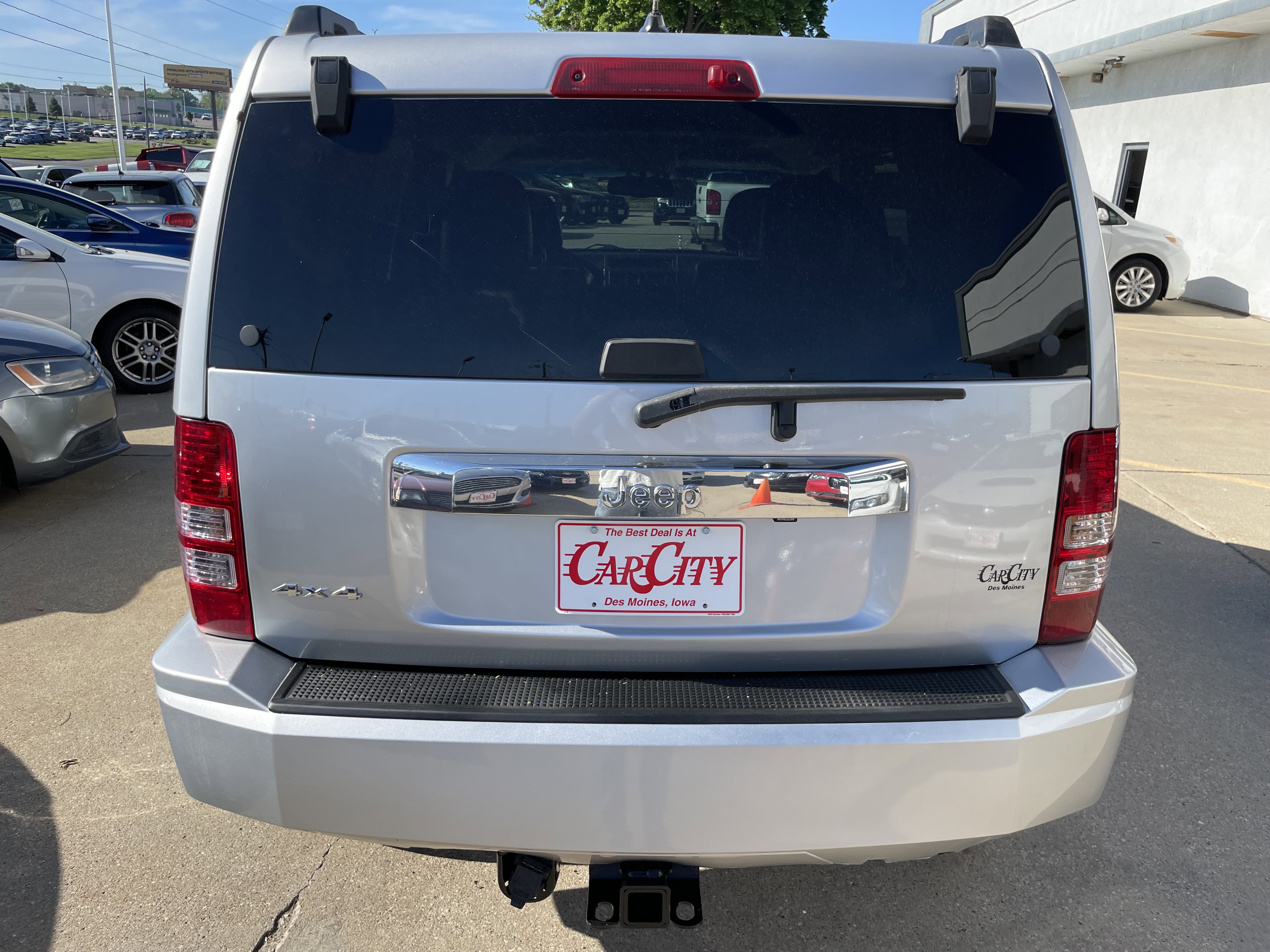 Used 2012 Jeep Liberty Sport image 4