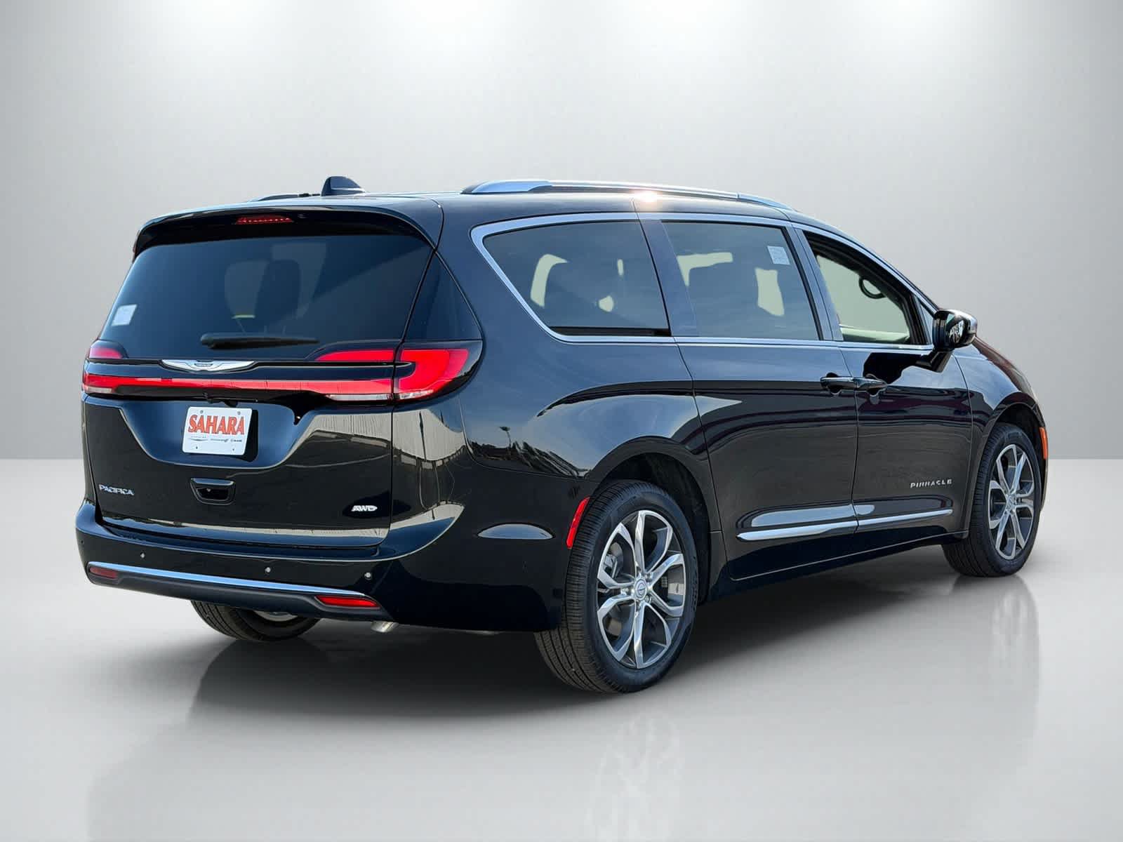 New 2026 Chrysler Pacifica Pinnacle AWD/4WD image 7