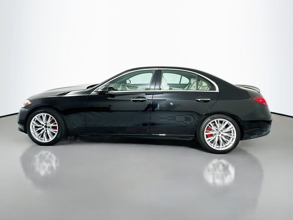 Used 2022 Mercedes-Benz C 300 Sedan image 2