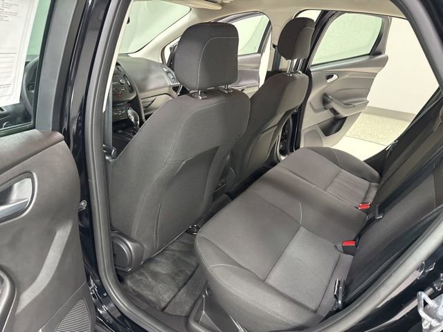 Used 2018 Ford Focus SE FWD image 22