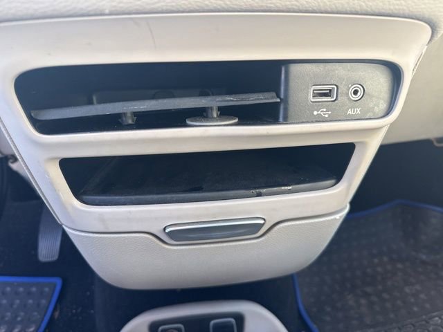 Used 2020 Chrysler Pacifica Limited image 25