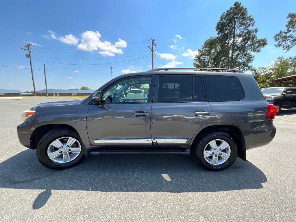 Used 2013 Toyota Land Cruiser image 7