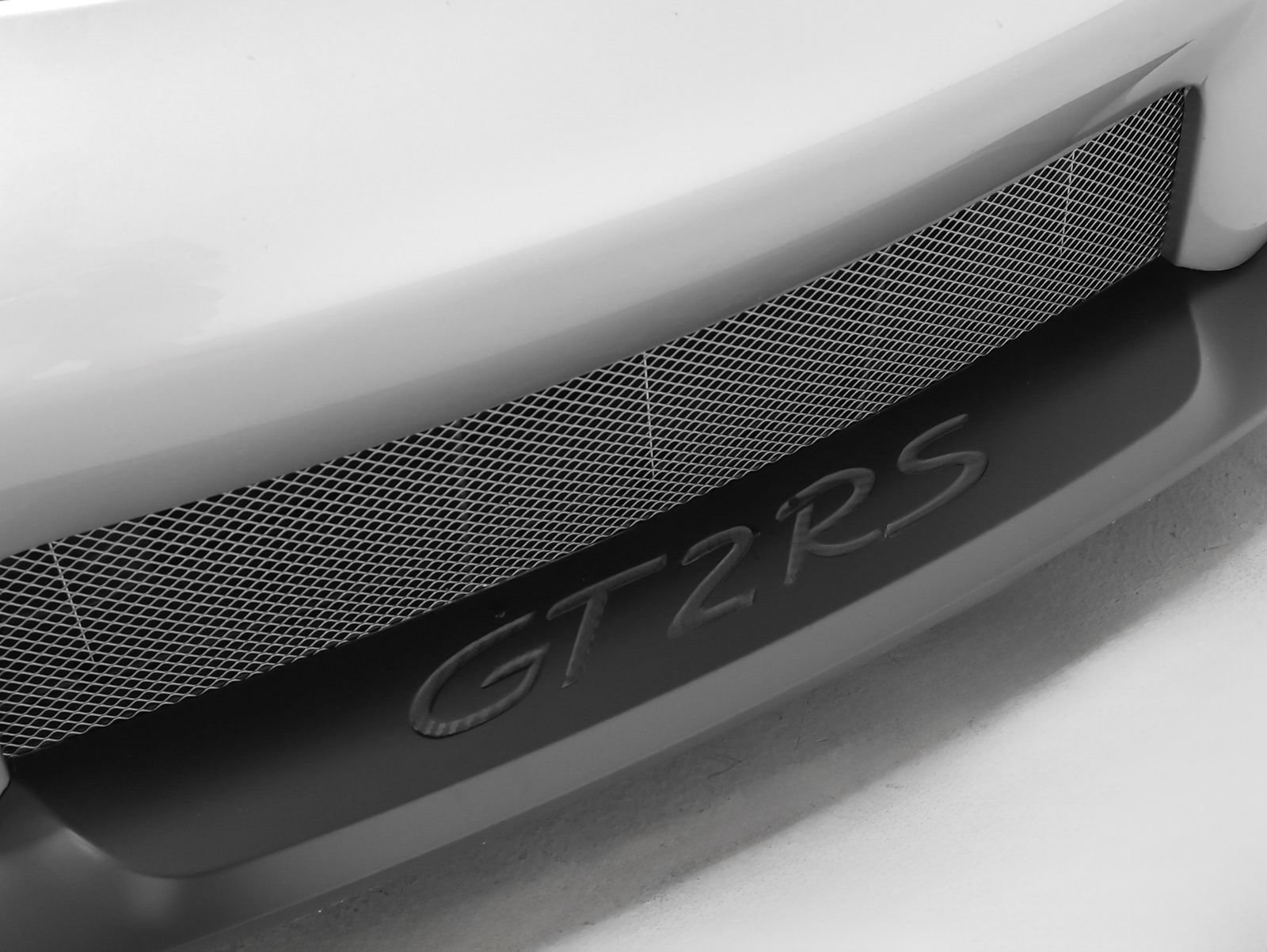 Certified 2018 Porsche 911 GT2 RS RWD image 39