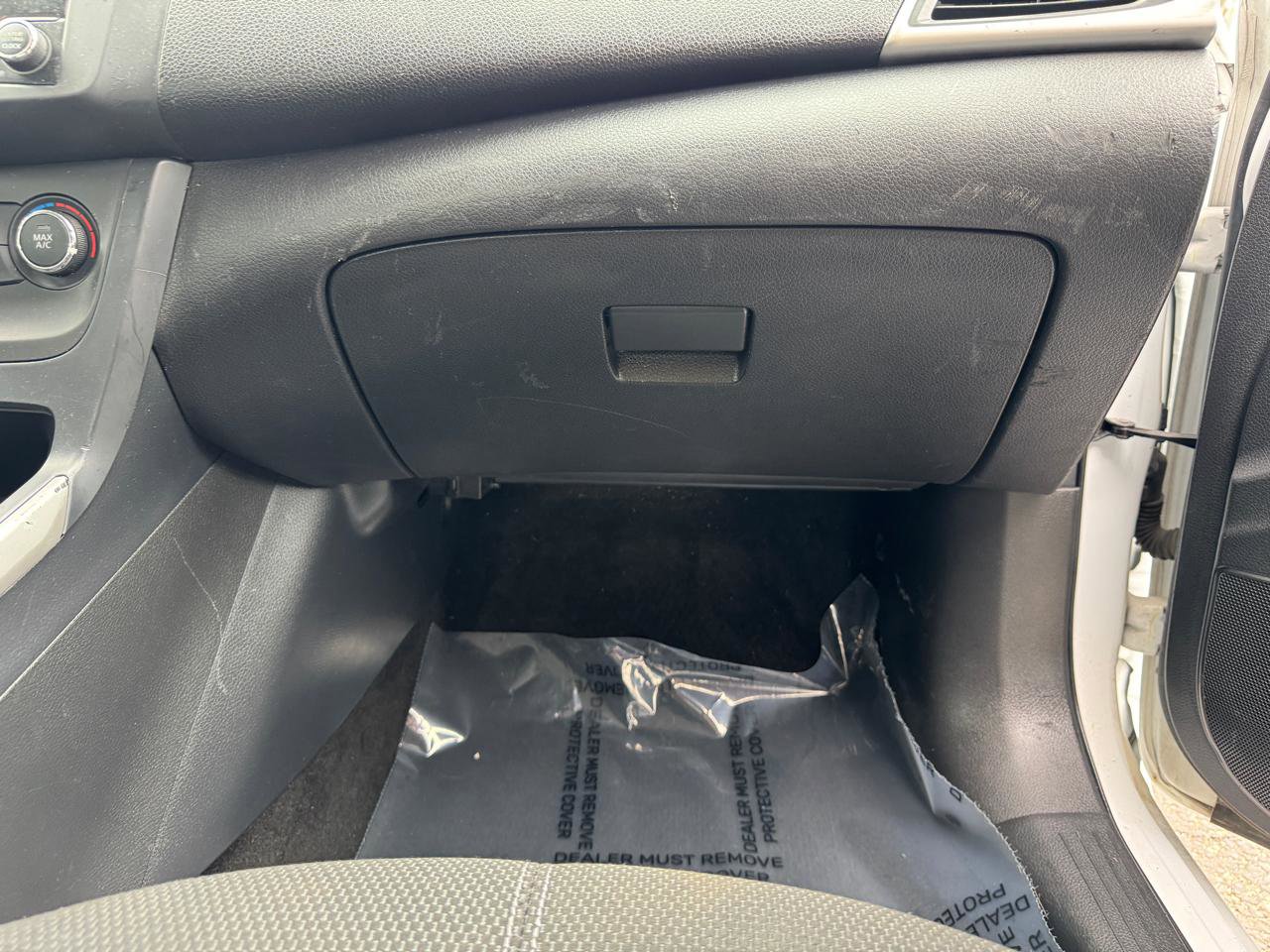 Used 2018 Nissan Sentra S image 35