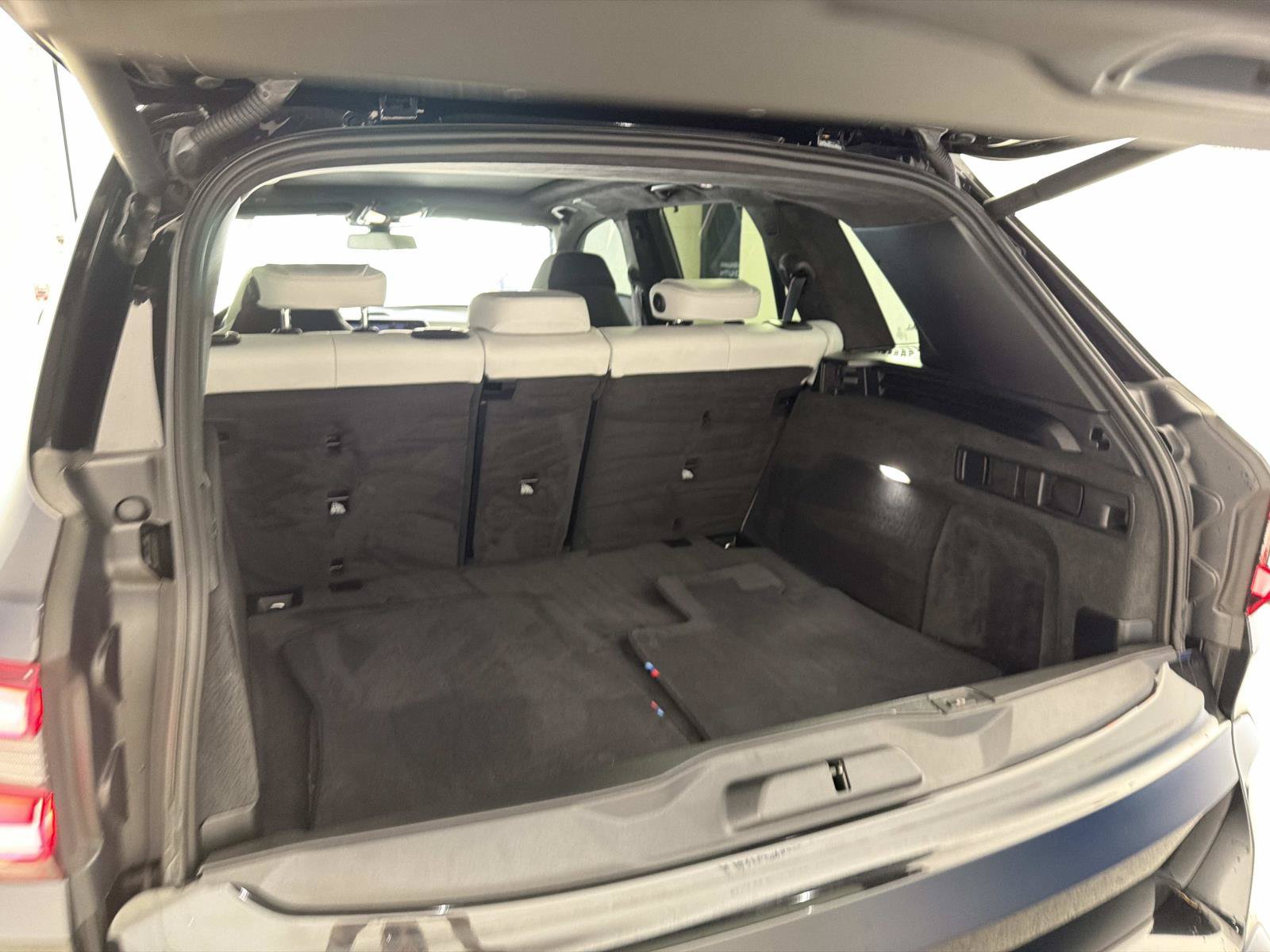 Used 2021 BMW X5 M w/ Competition Package AWD/4WD image 9