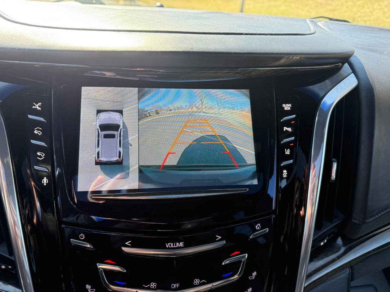Used 2015 Cadillac Escalade Platinum AWD/4WD image 6