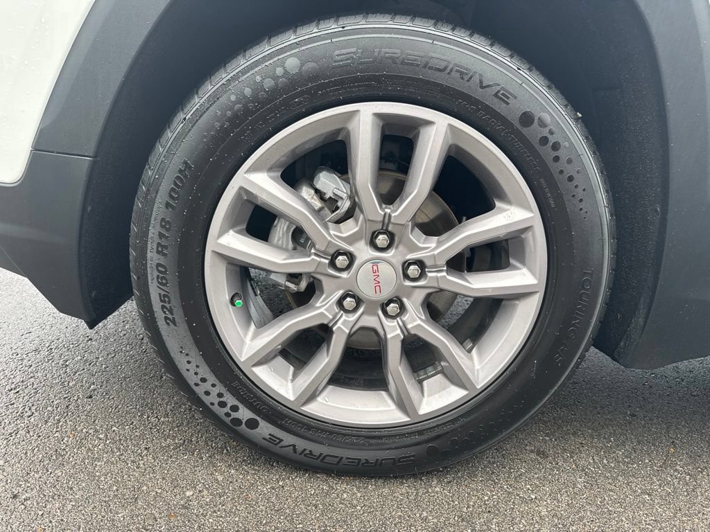 Used 2024 GMC Terrain SLT AWD/4WD image 26