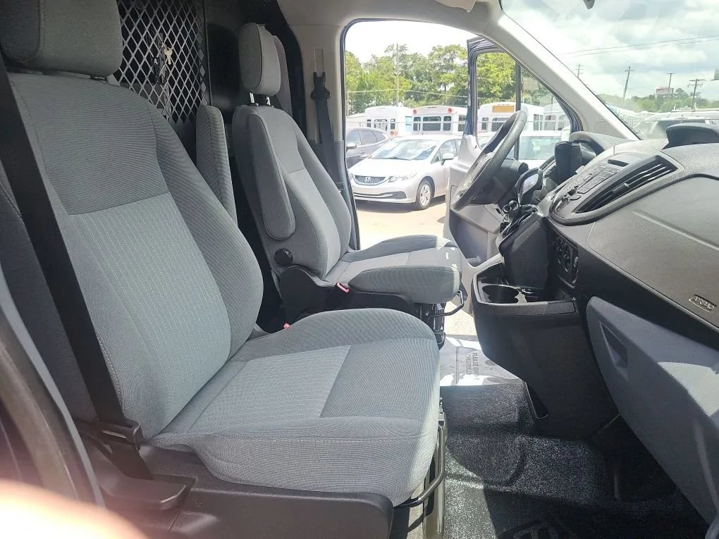Used 2015 Ford Transit 150 130 Low Roof RWD image 23