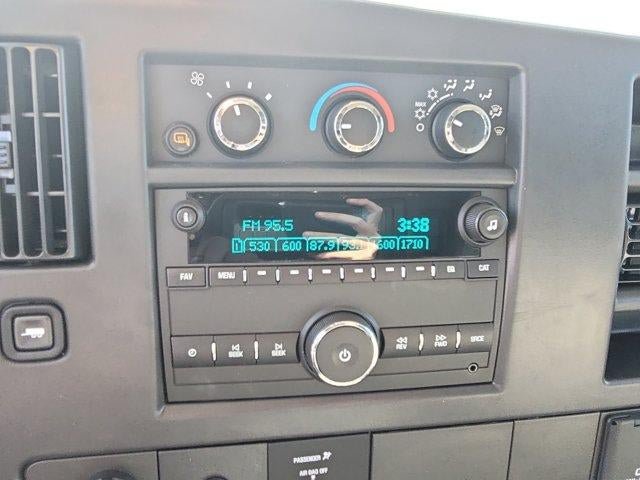 New 2026 Chevrolet Express 2500 Extended w/ Communications Package RWD image 13