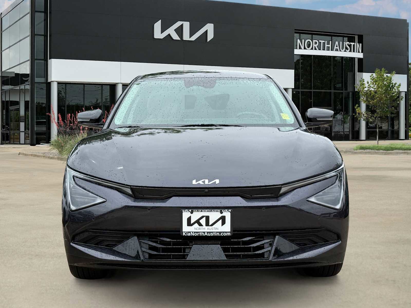 Certified 2025 Kia EV6 Wind RWD image 3