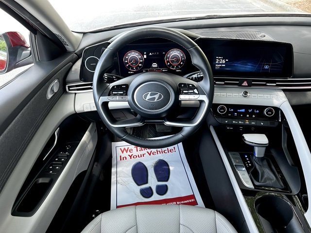 Used 2024 Hyundai Elantra Limited image 35