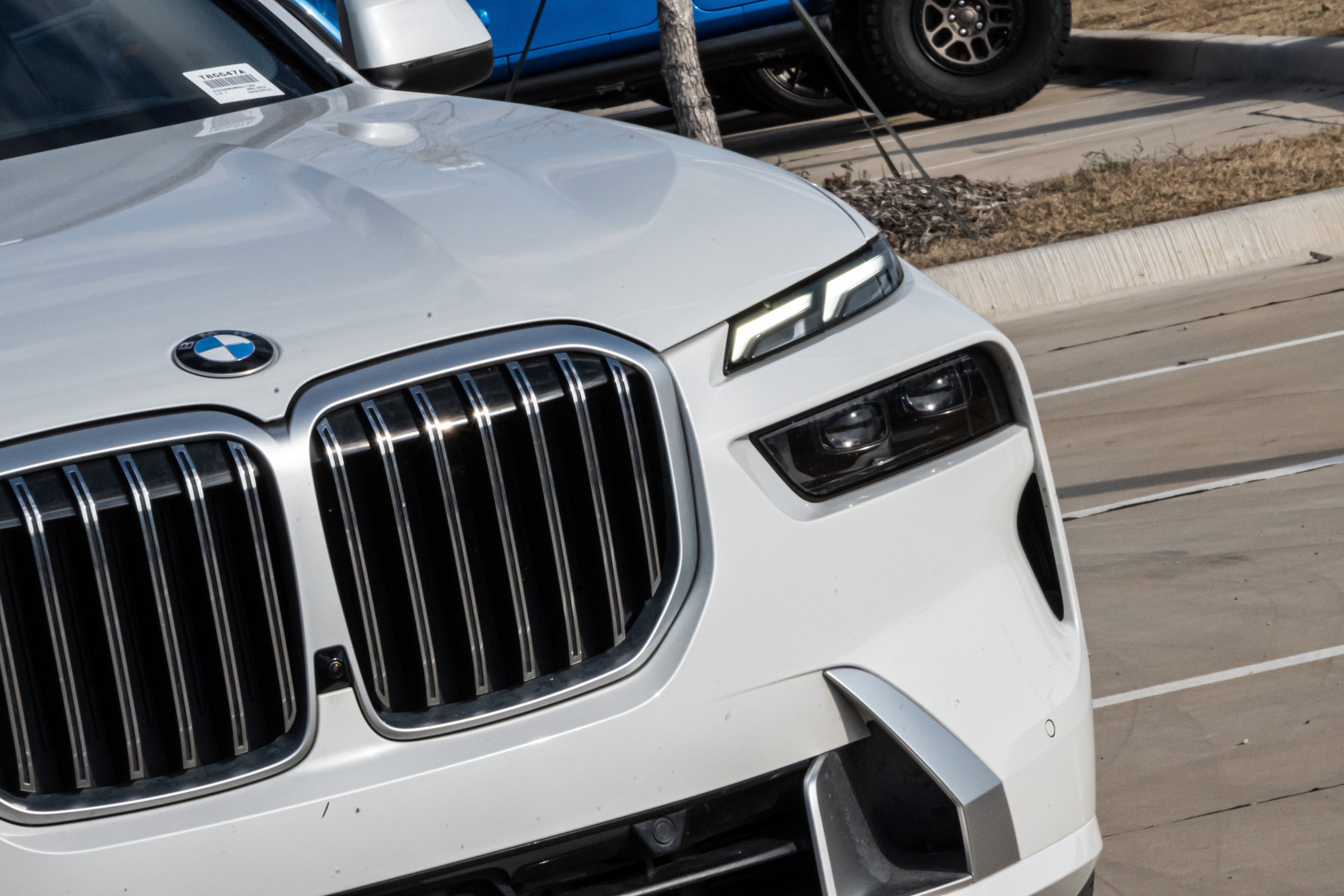 Certified 2024 BMW X7 xDrive40i w/ Premium Package image 7