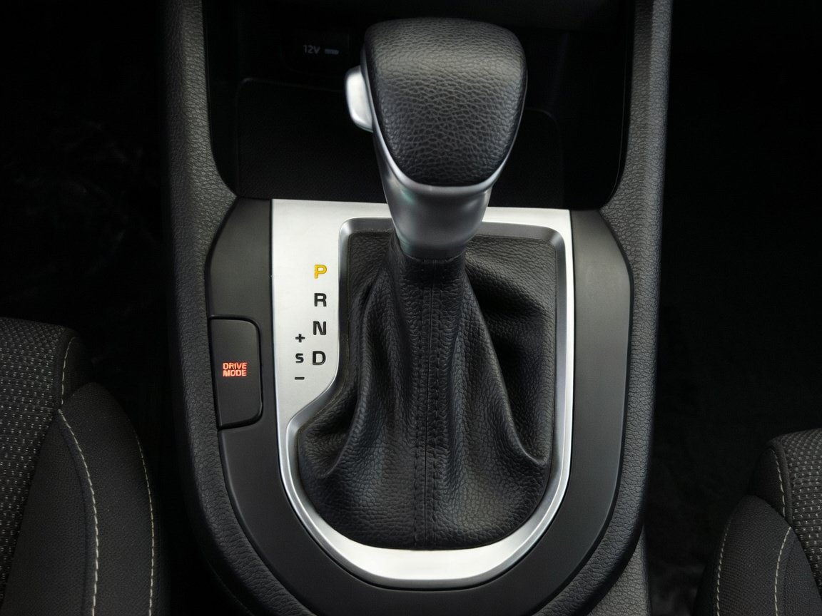 Used 2022 Kia Forte LXS FWD image 12