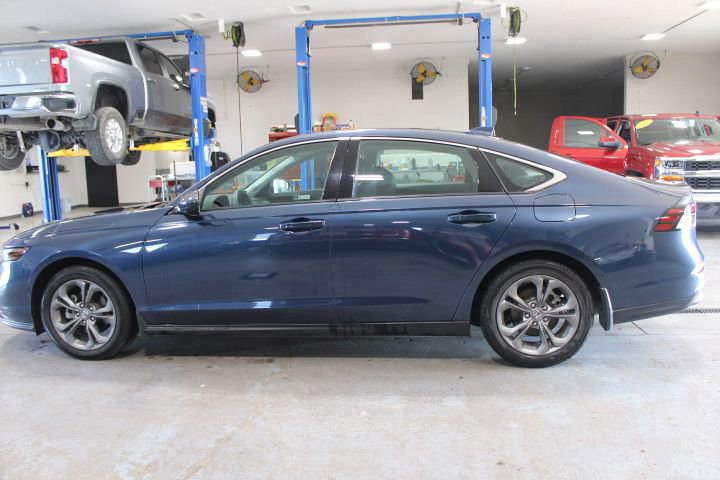 Used 2024 Honda Accord EX image 5