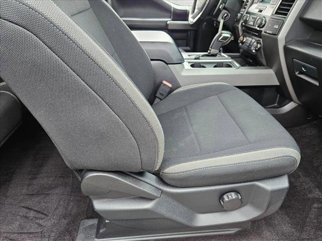 Used 2017 Ford F150 Raptor w/ Exterior Graphics Package image 20