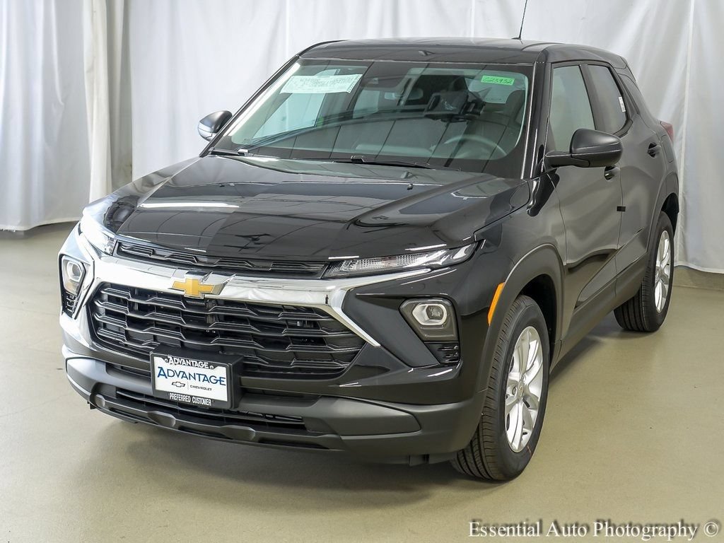New 2026 Chevrolet TrailBlazer LS w/ LS Convenience Package FWD image 4