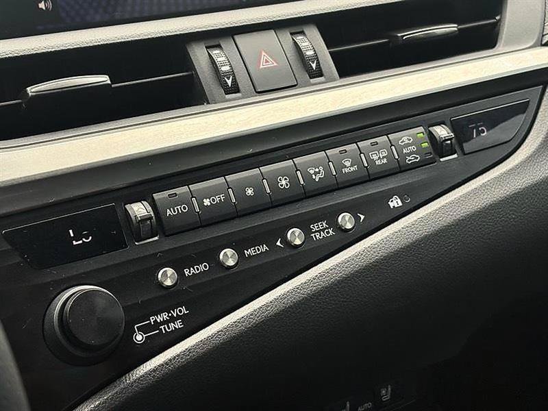 Used 2019 Lexus ES 350 F Sport w/ Accessory Package 2 FWD image 29